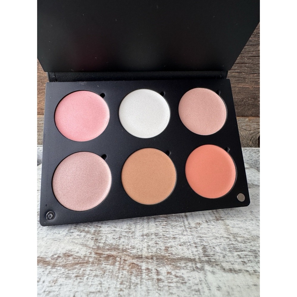 Youngblood Illuminate Highlighting Palette Leather Case | Glow‎ Set ✨ MSRP: $45